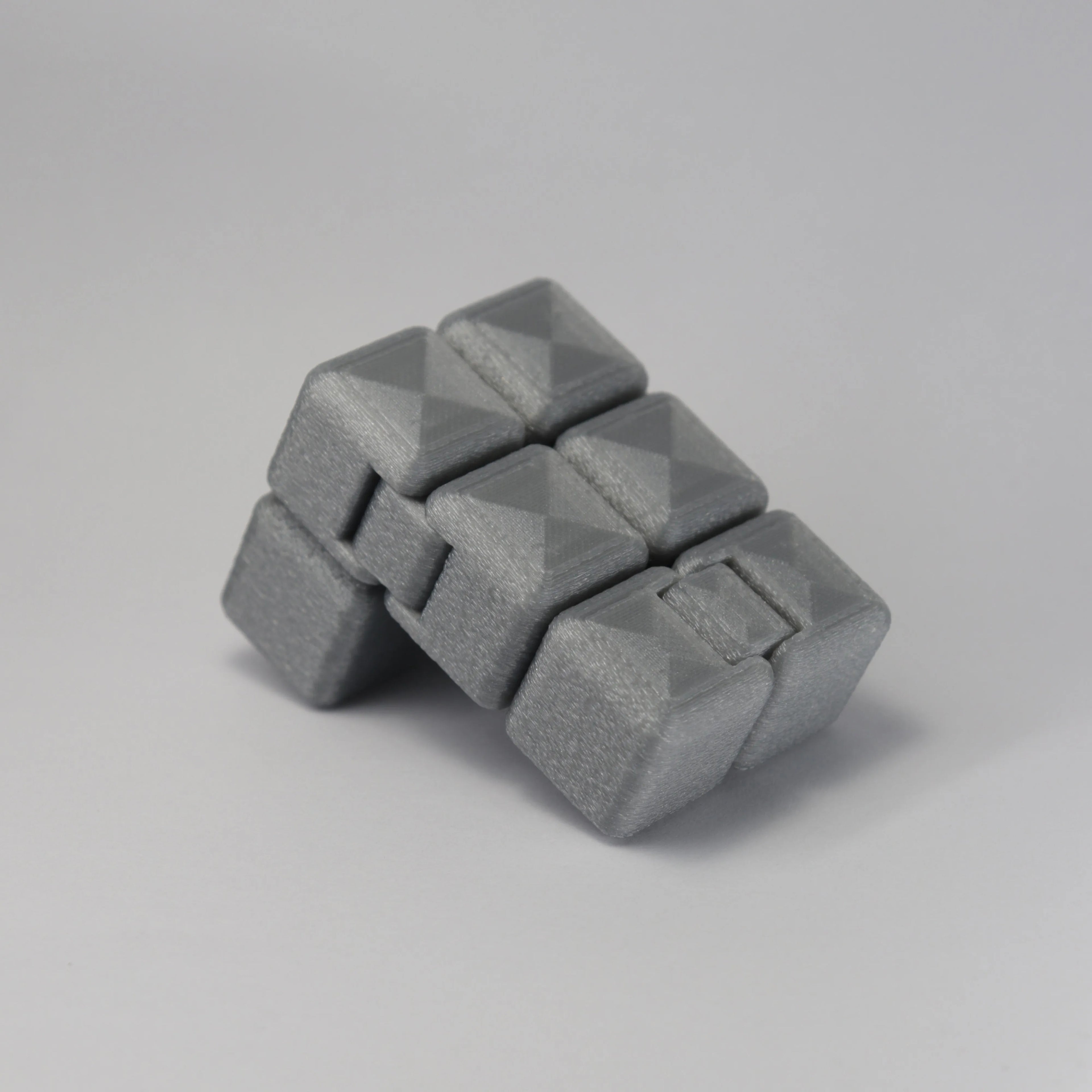 Metal 🛡 Flow Cube